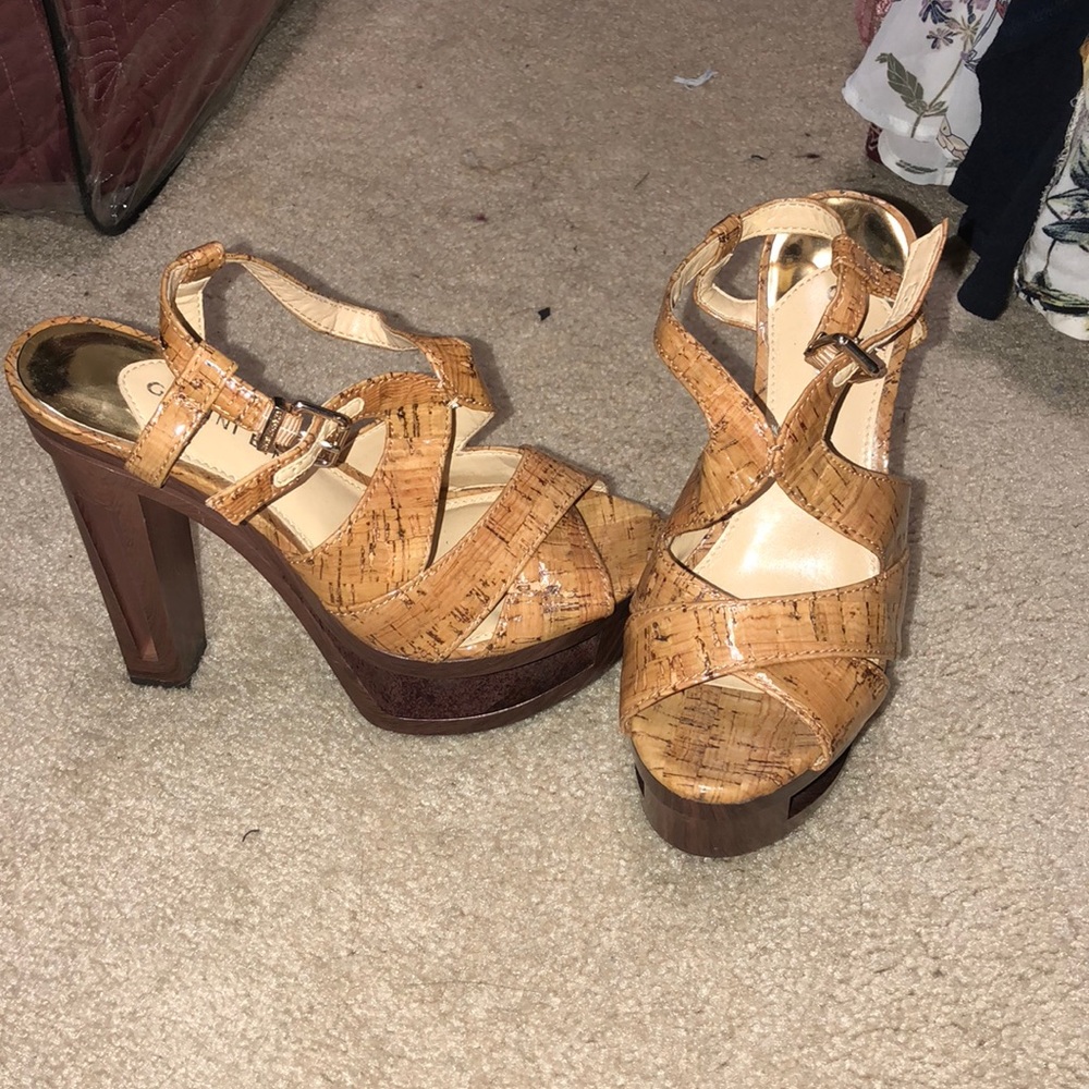 Gianni Bini Platform Heels